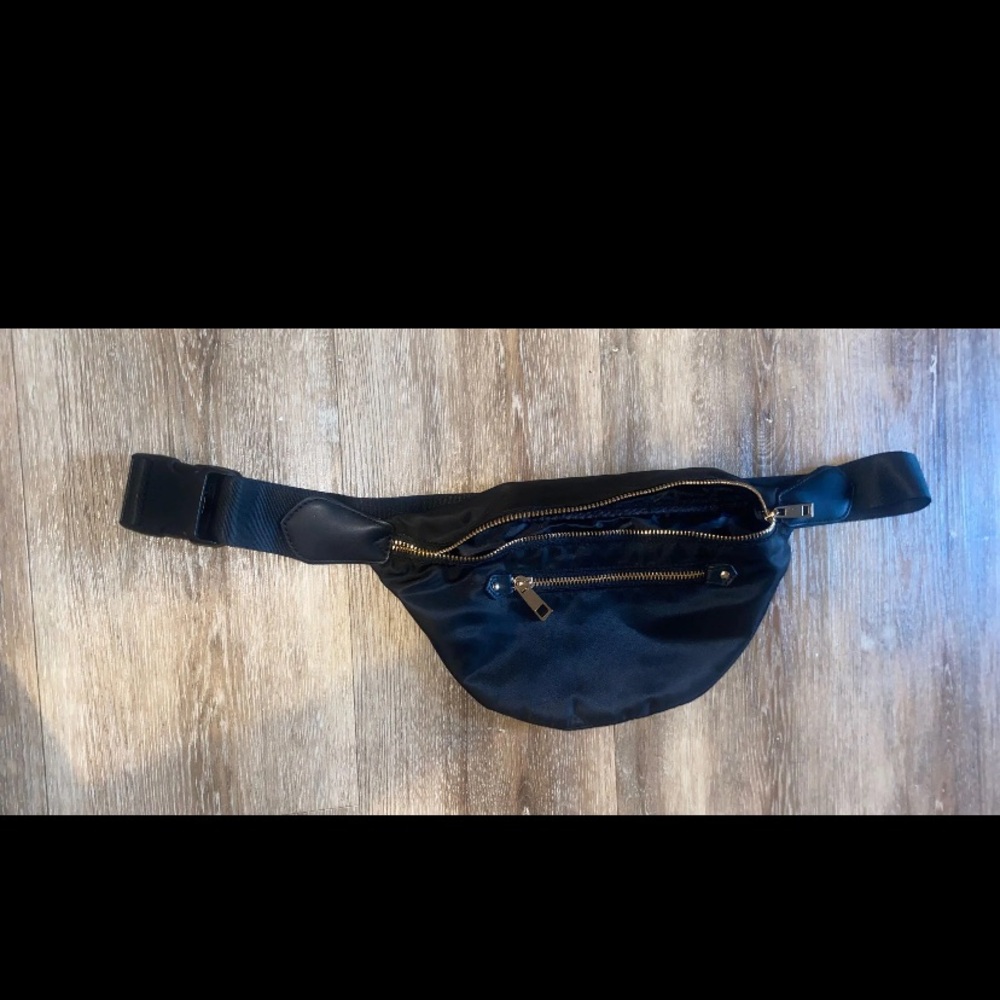 A New Day Black Gold Belt Bag Fanny Pack